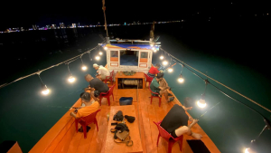 Câu Mực Tại Cô Tô Buổi Tối Trên Biển